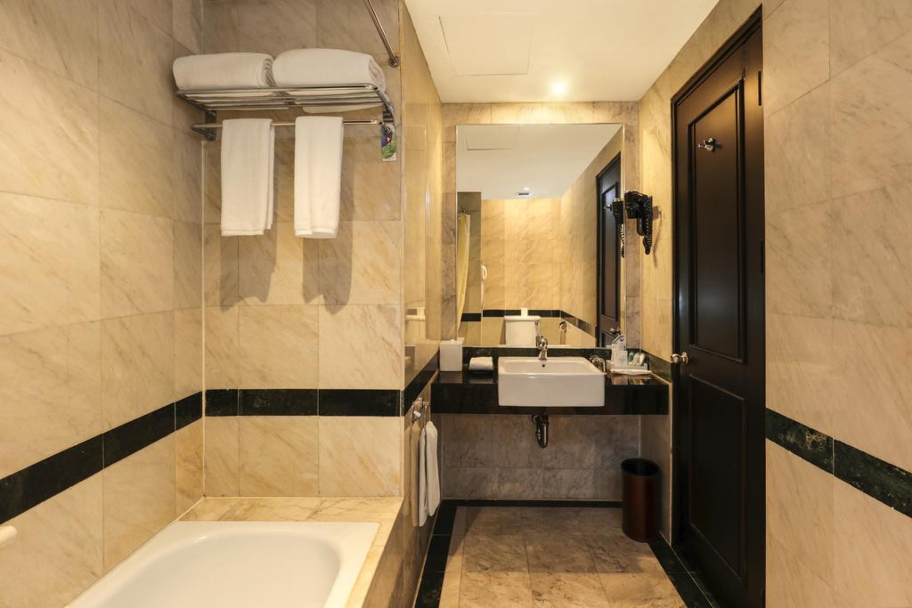 Ap Premier Batam Nagoya Exterior foto