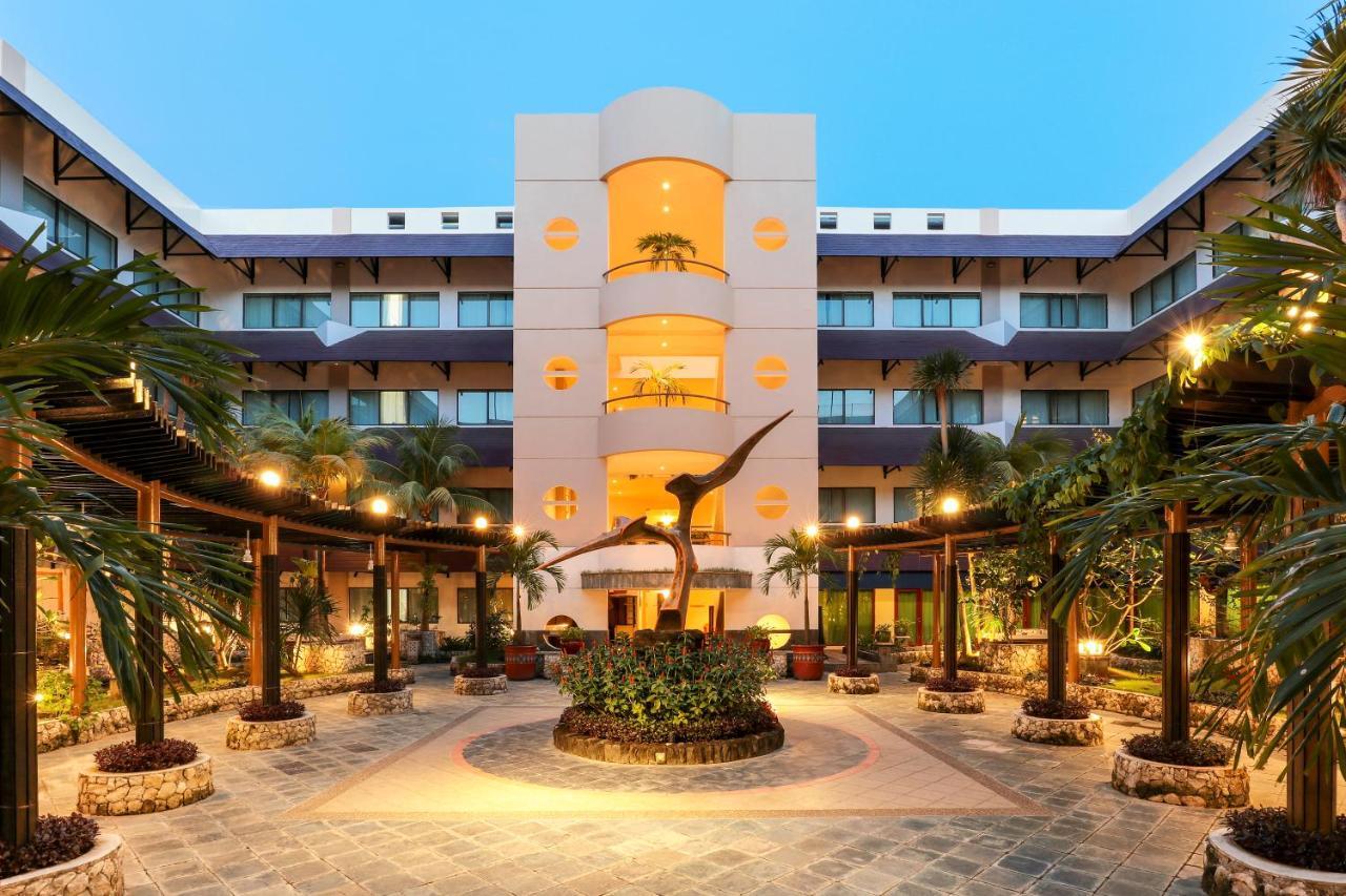 Ap Premier Batam Nagoya Exterior foto